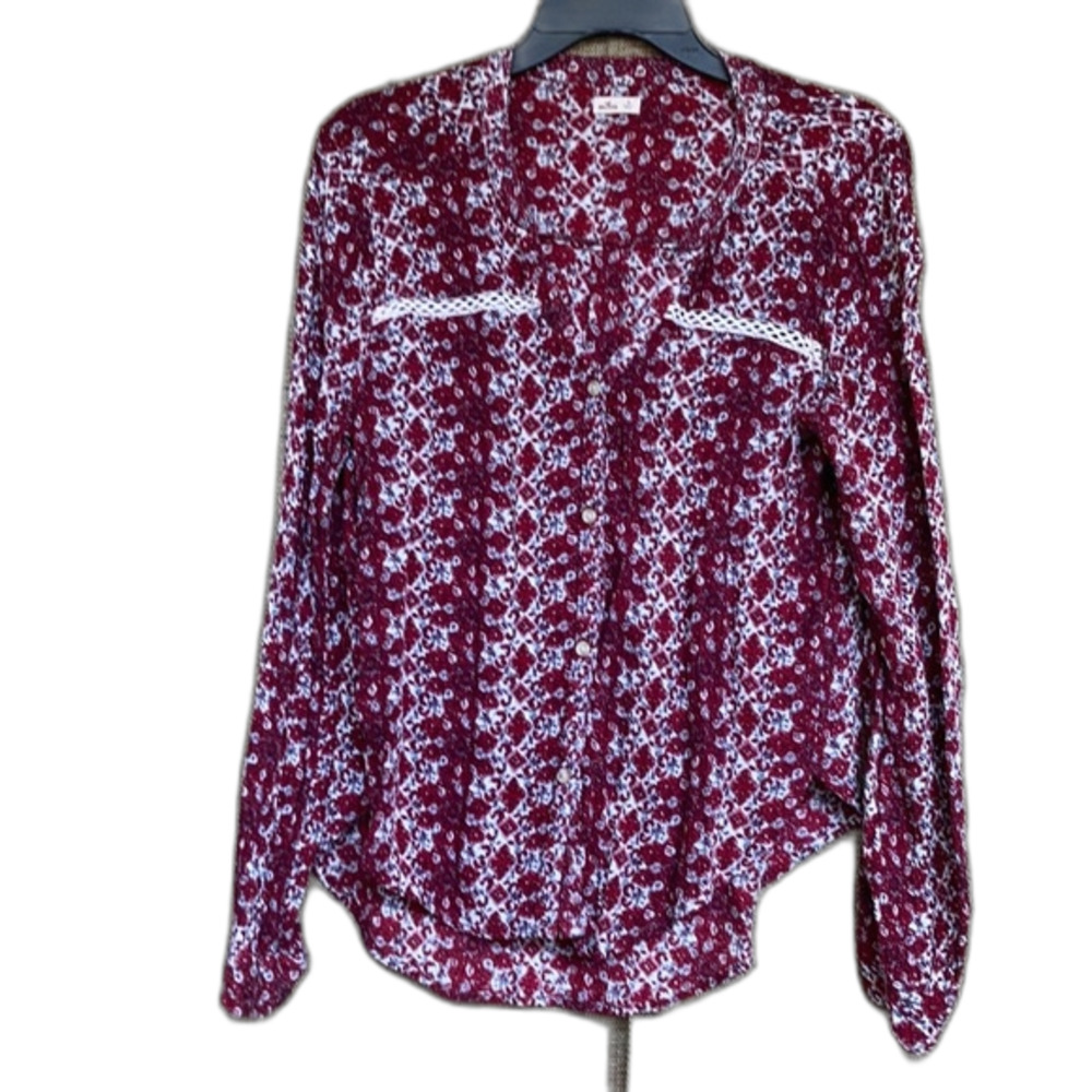 Hollister button down rayon shirt